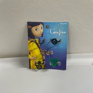 Coraline 5 piece Icon ring set (cat missing on ring)
